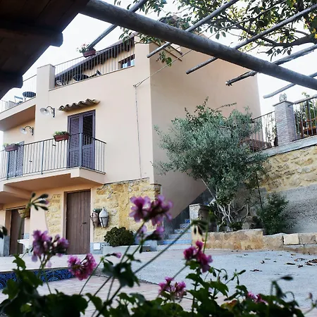 Parco Dei Templi Couette-café 4*