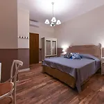 Parco Dei Templi לינה וארוחת בוקר 4*