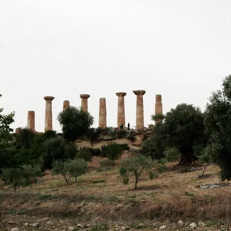Parco Dei Templi Alojamento de Acomodação e Pequeno-almoço 4*